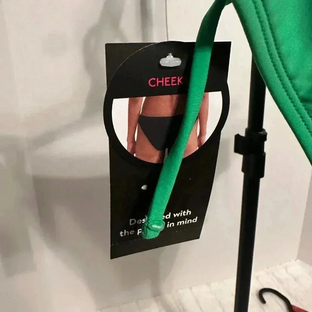 No Boundaries 2 piece Swimsuit -Green- Medium - Picture 4 of 6